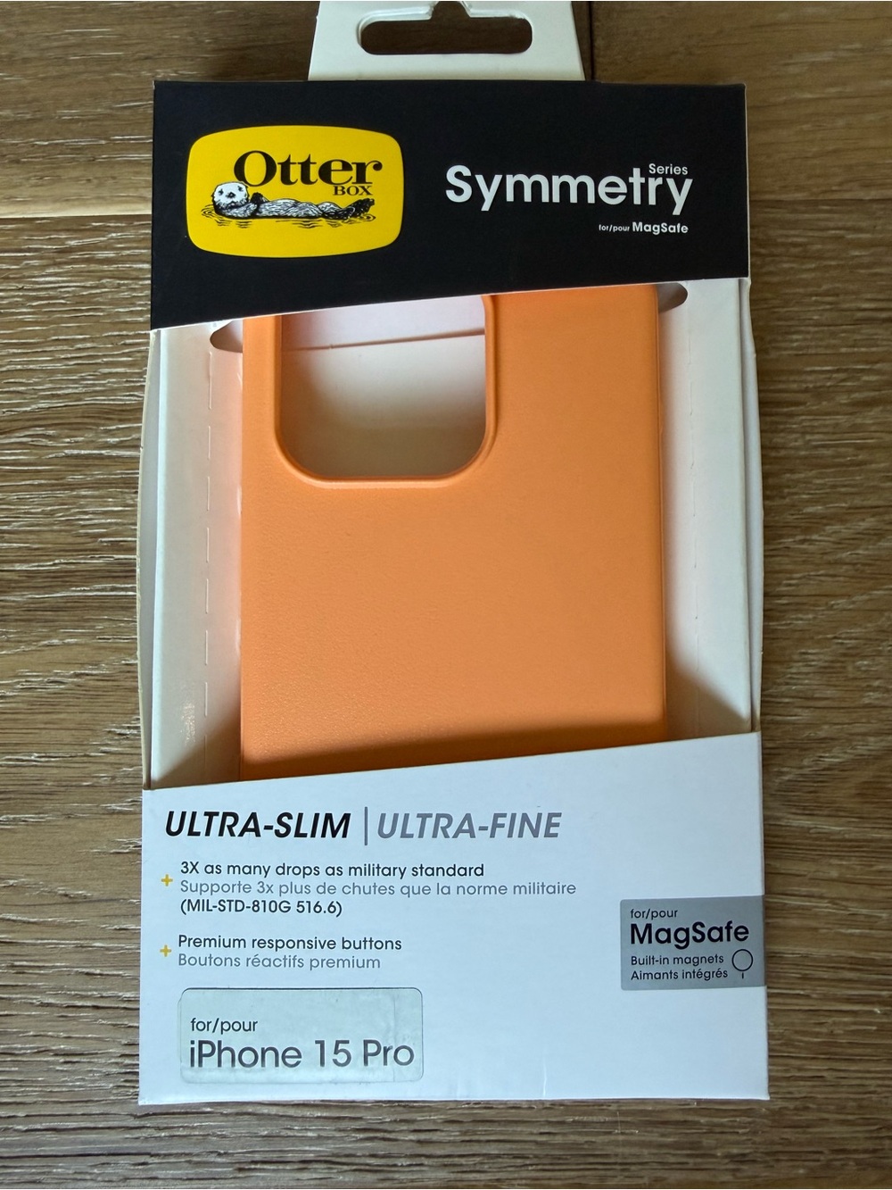 New OtterBox Symmetry Series Orange Slim Case for iPhone 15 Pro bright orange